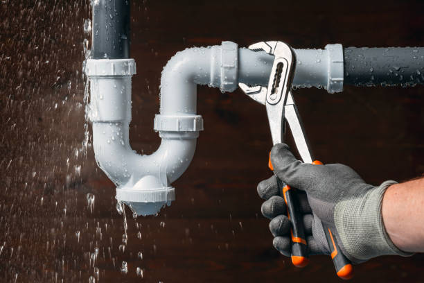 Professional Sewer Line Repair technician working in Caledonia, MS